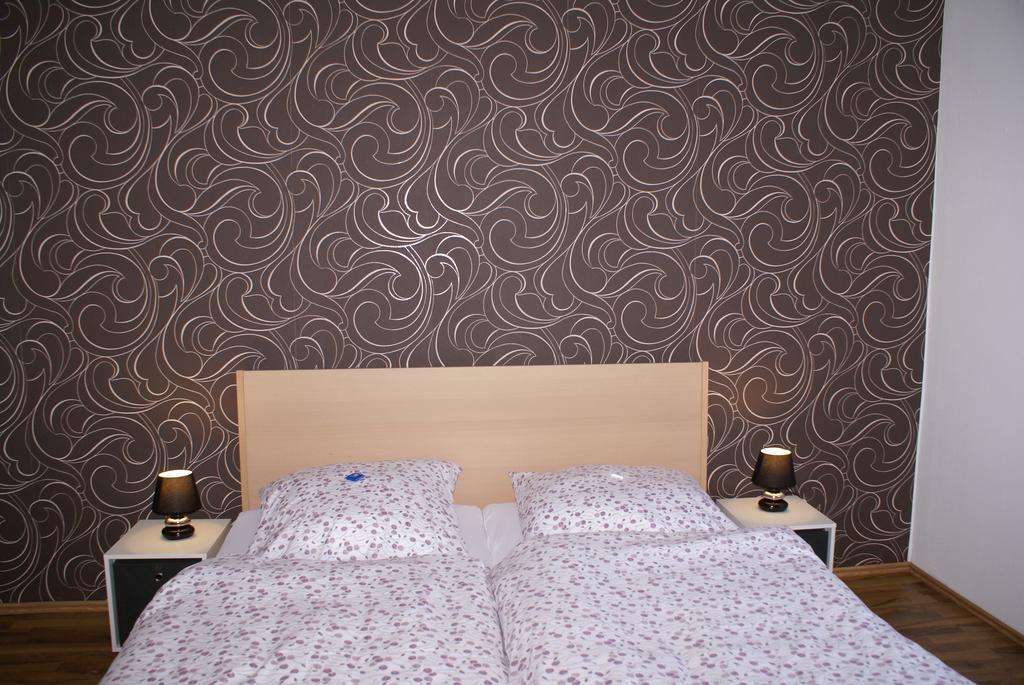 Pension Lindenhof Limburg an der Lahn Zimmer foto