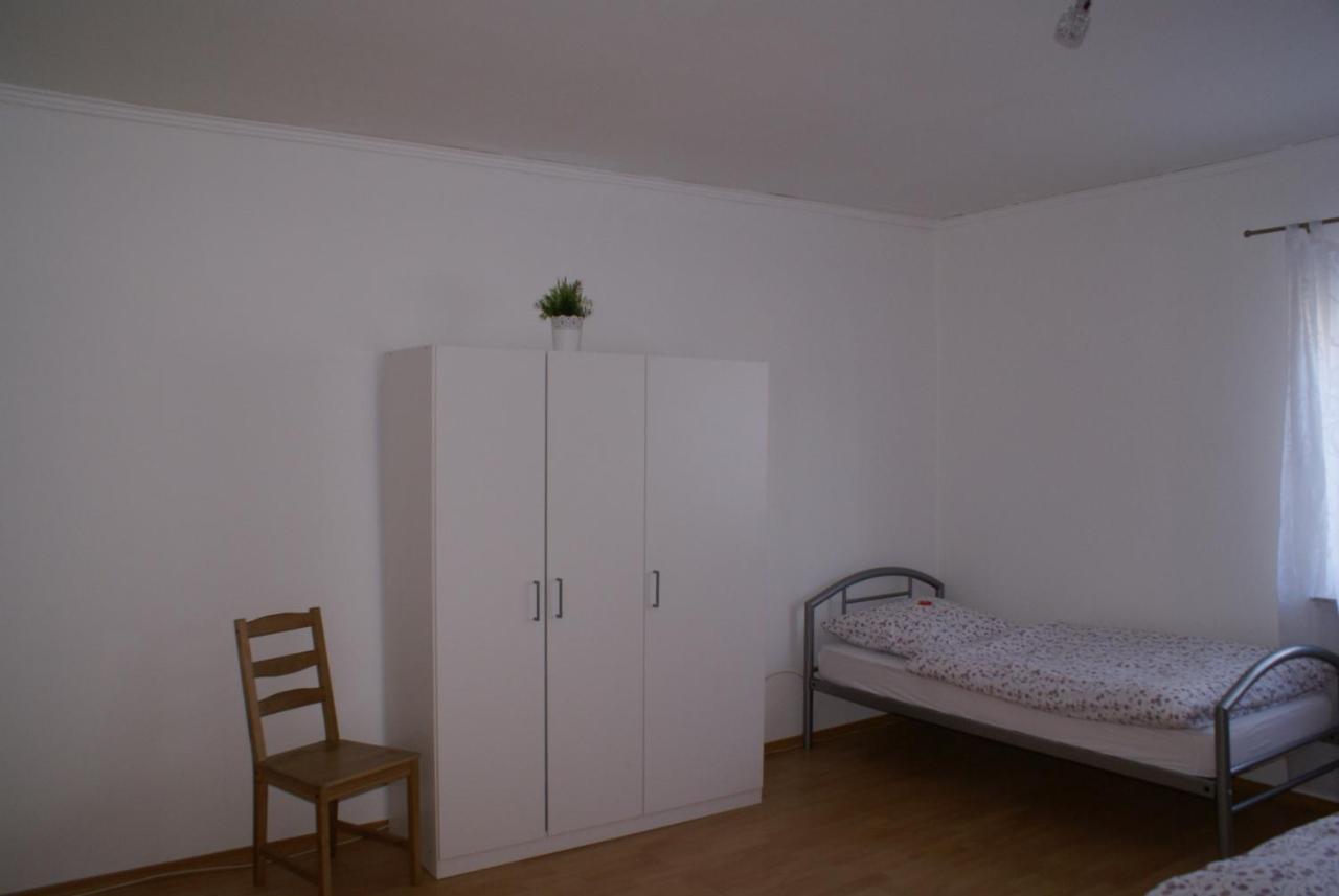 Pension Lindenhof Limburg an der Lahn Zimmer foto